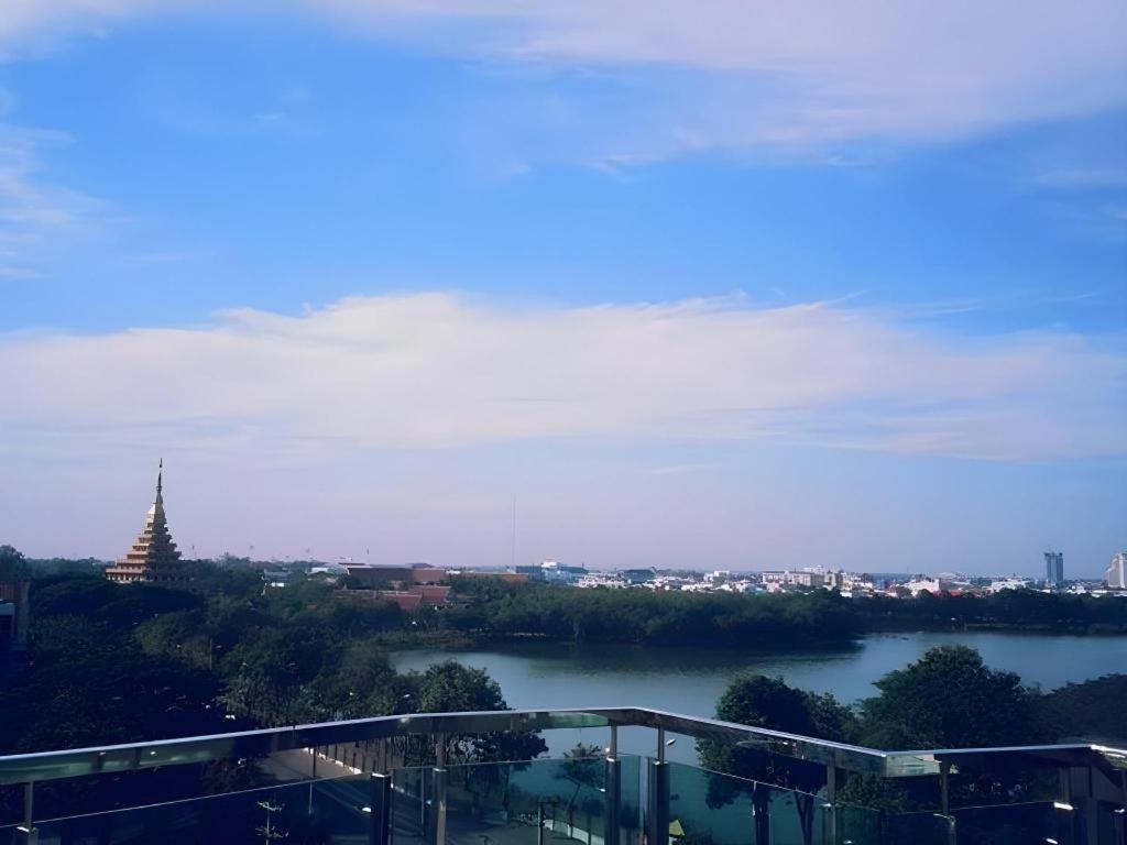 Ingtara Hotel Khon Kaen Exterior foto